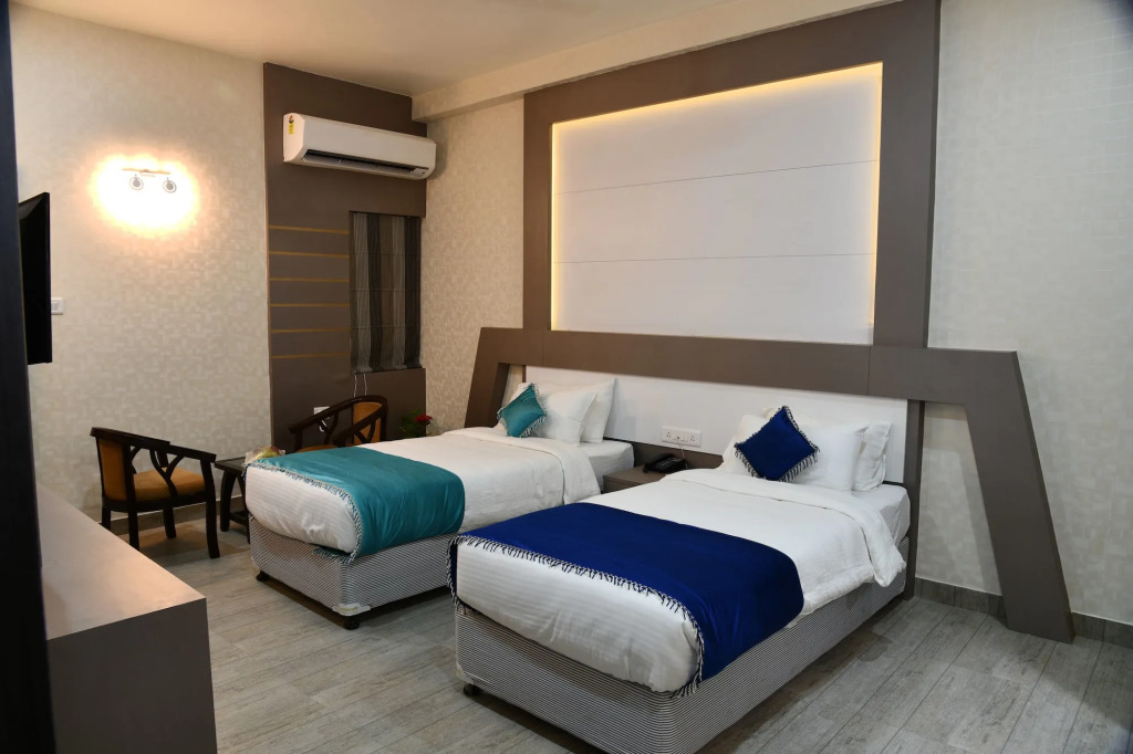 Hotel Jataka Inn