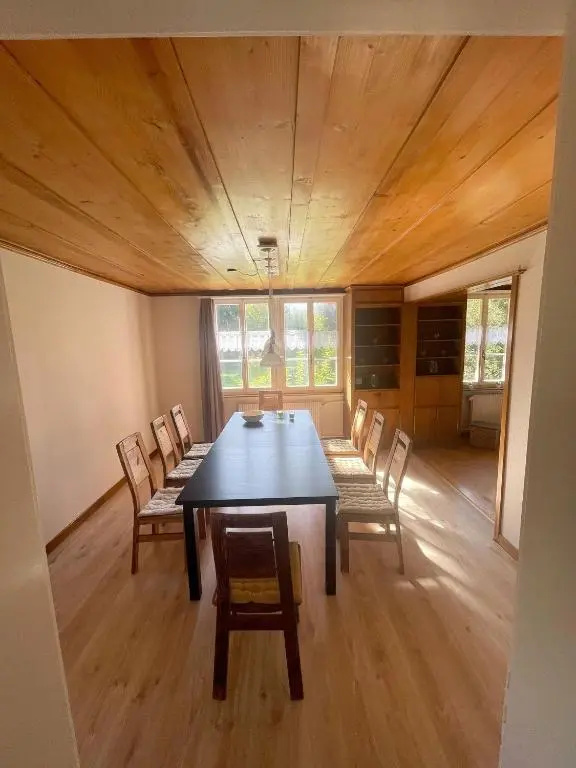 NEB-THUN LODGE`s Seehaus 1 Gwatt