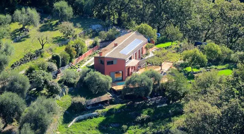 La Maison Rouge