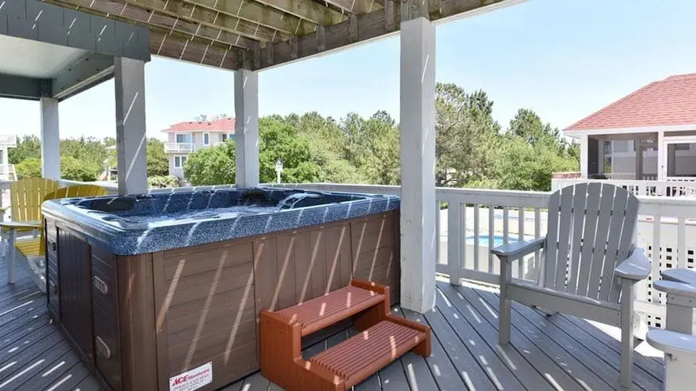 Keeper's Corner - 4 Br home by RedAwning