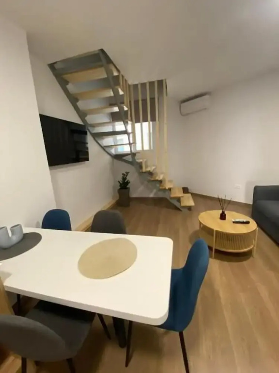 Living Yard Acropolis Apartments