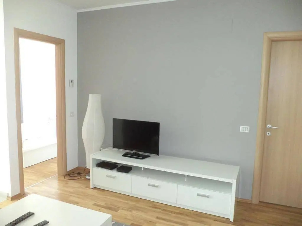 North Lane Apartment