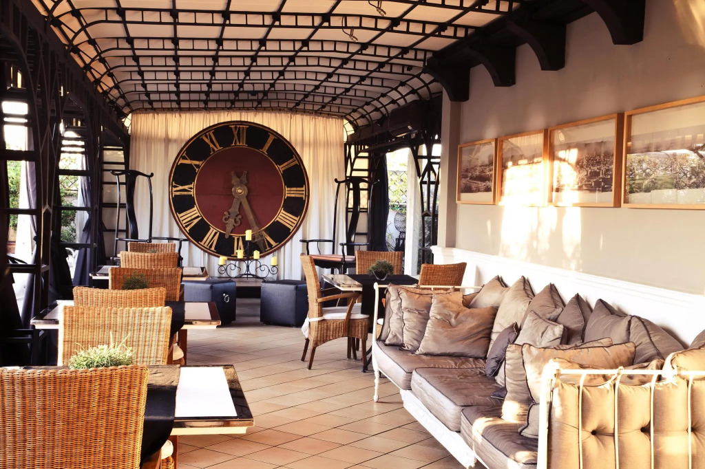 Hotel Isa