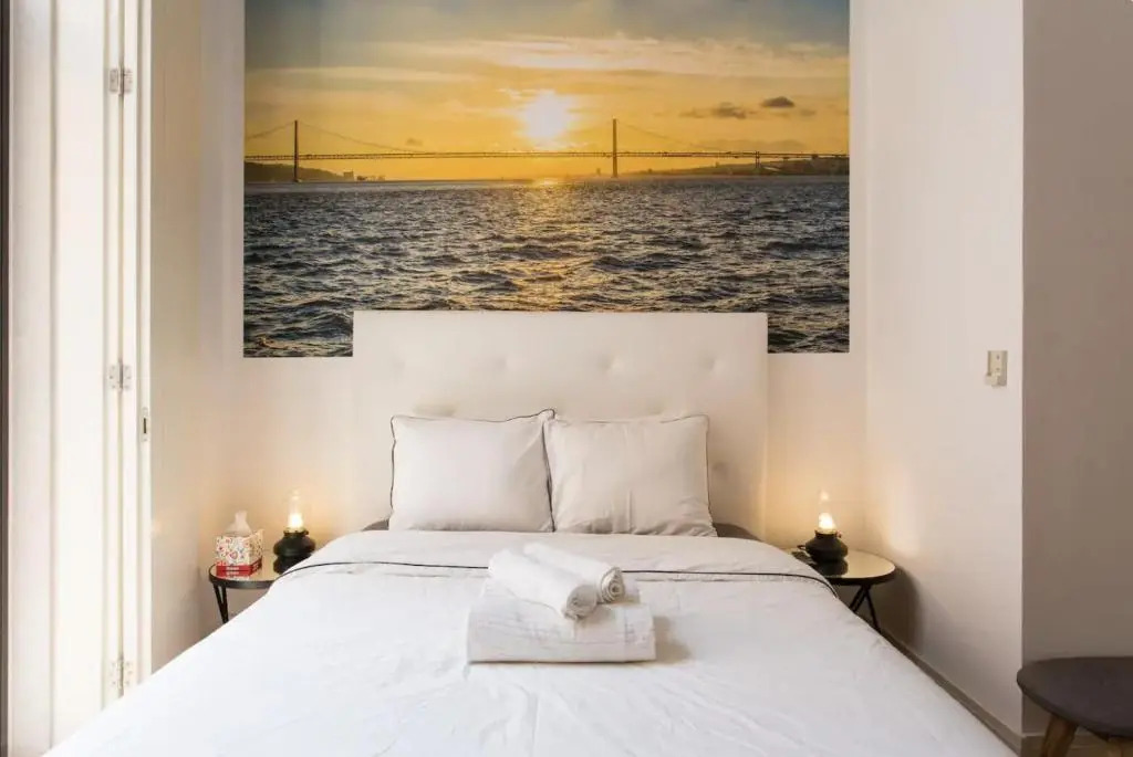 Beautiful 3-Story house in Chiado with a 40m² private terrace