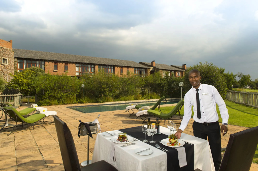 Riboville Boutique Hotel And Restaurant