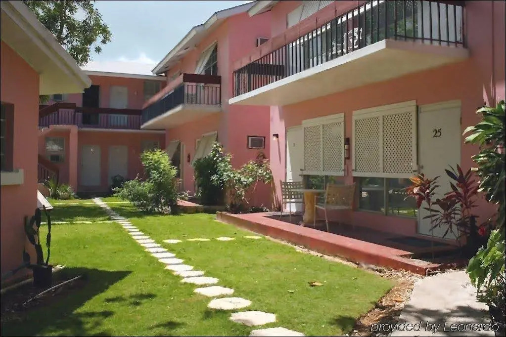 Orchard Garden Hotel & Suites