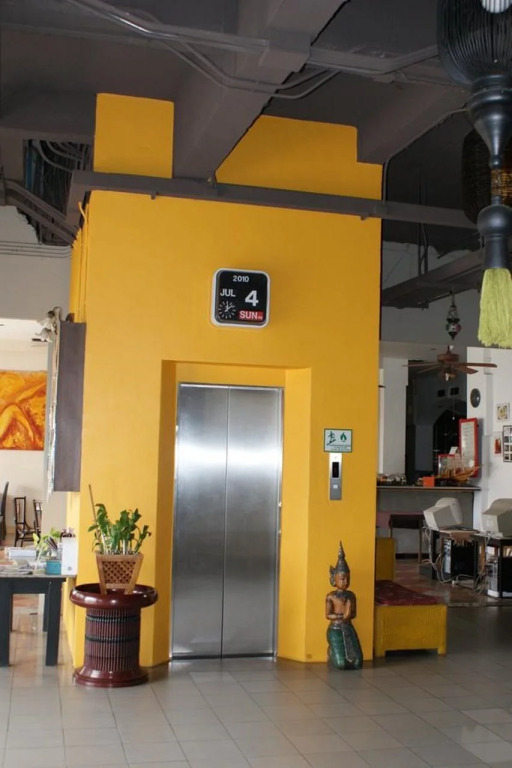 Rome Place Hotel
