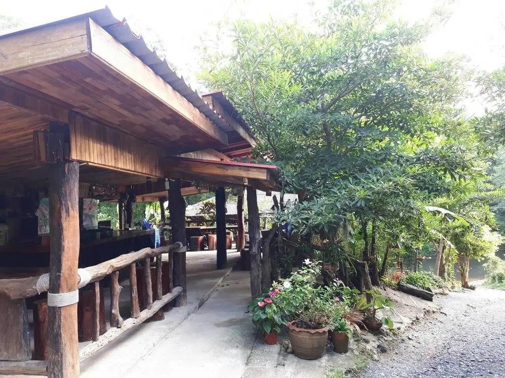 Longgaeng Wang Chompoo
