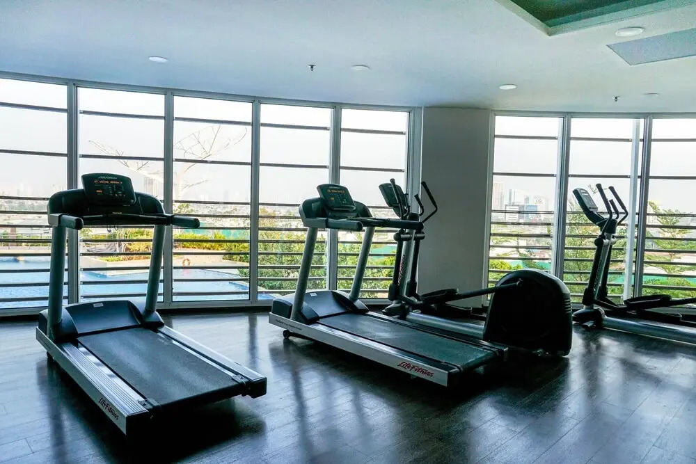 Spacious Studio with City View West Vista Apartment