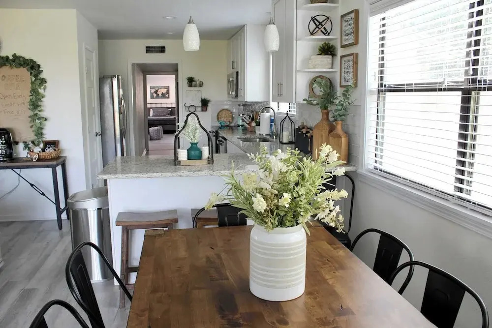 Shore Nuff, a Relaxing 4-bedroom Vacation Home on Canyon Lake