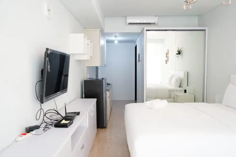 Luxurious Studio Lexington Apartment