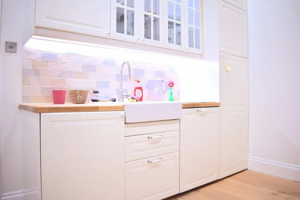 2 Bedroom Victorian Flat in Zone 1 Sleeps 4