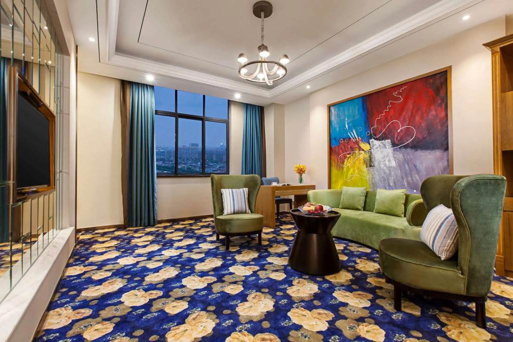 Ramada By Wyndham Taixing
