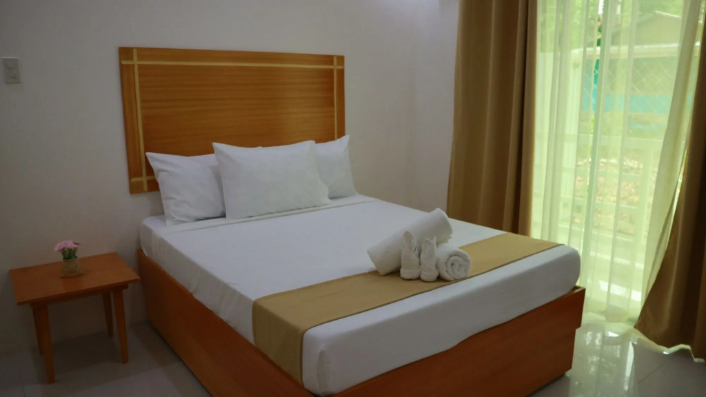 Cherrys Courtyard Hotel