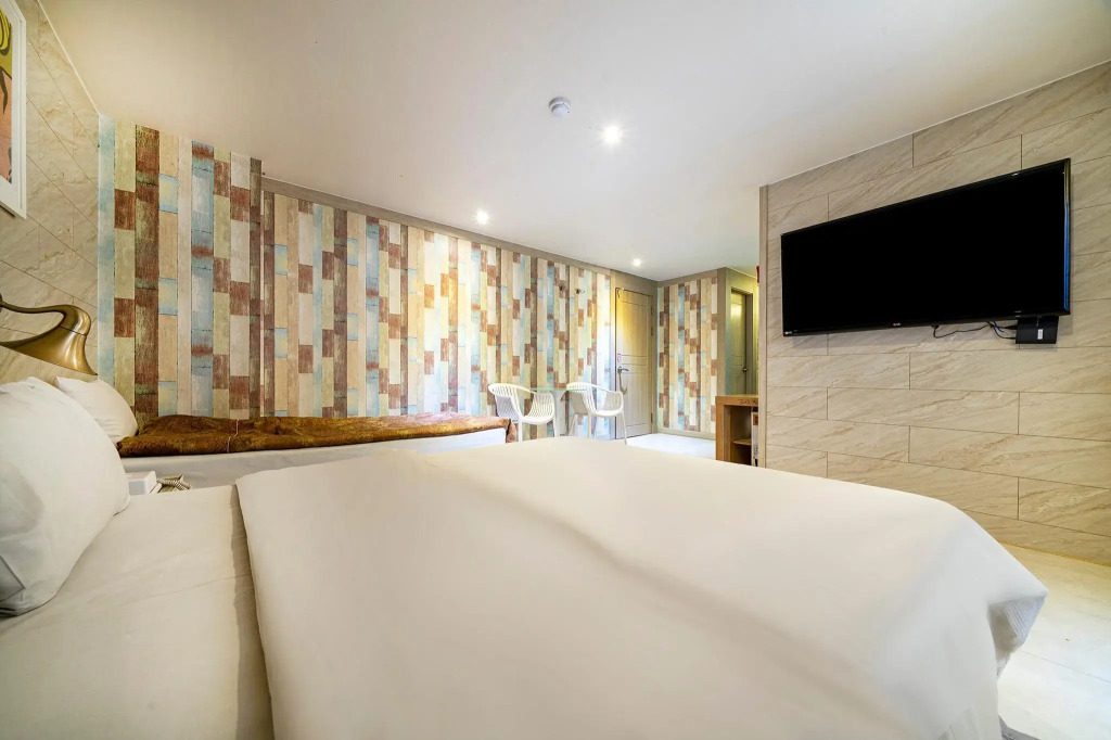 Fiona Hotel