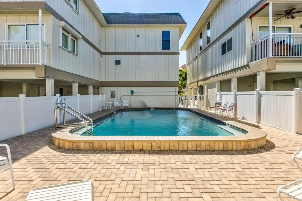 Gulfside Villas 6