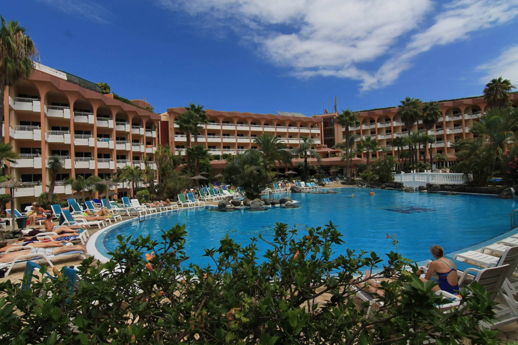 Hotel Puerto Palace
