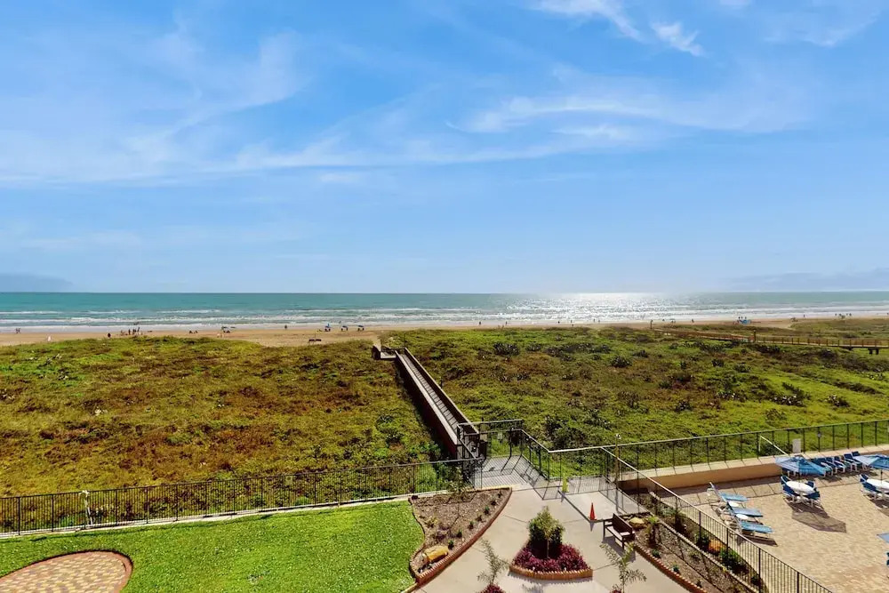 All-suite 2BR w/ Gulf-view: Suntide III - Unit 407