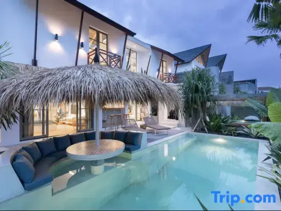 Villa Aluna 3BR Villa In Parerenan, Canggu