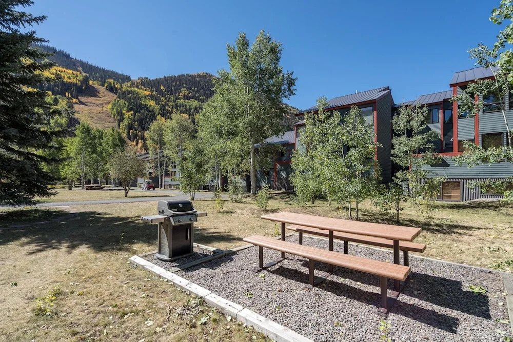 Telluride Lodge 312 by Avantstay Close to Slopes & Town!