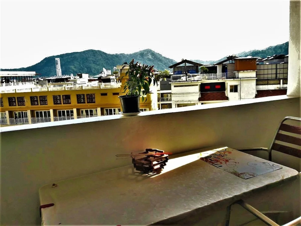 Phuket Palace 2 Patong Beach by PHR