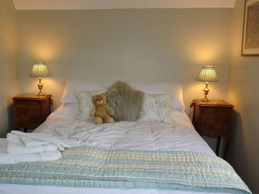 Redlynch Lodge