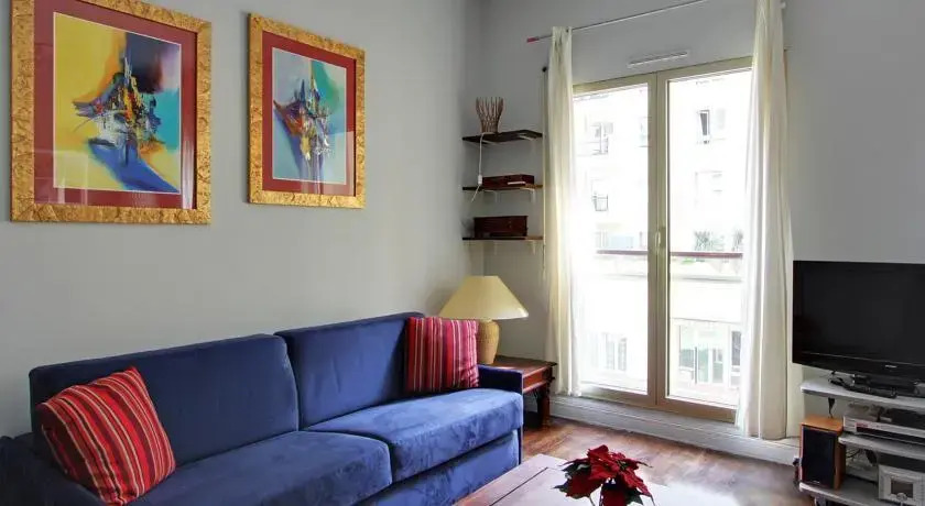 Short Stay Apartment Pompidou