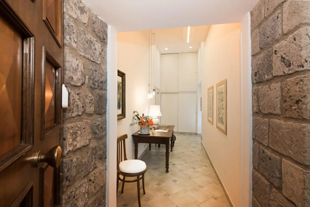 Villa Tozzoli House