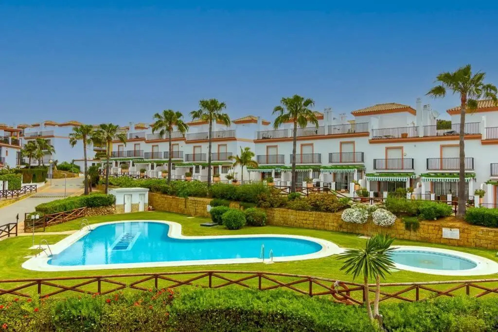 8-Beautiful Villa, Las Lomas de Cabopino, Marbella