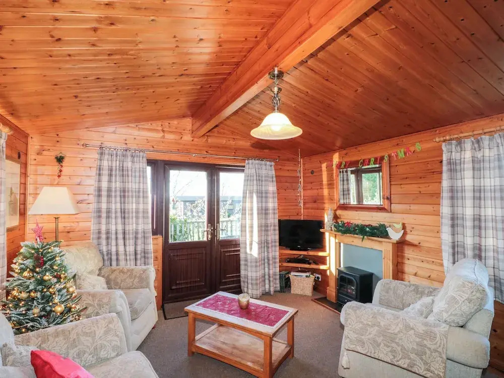 Hawthorne Lodge