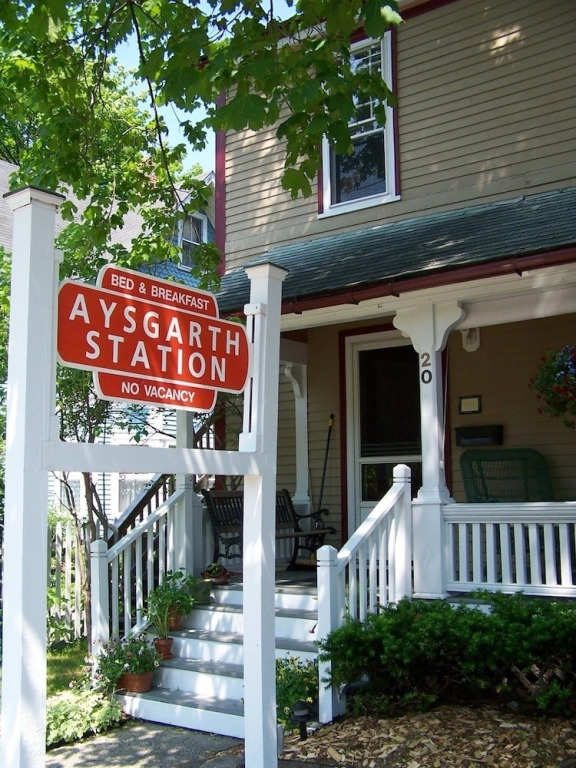 Aysgarth Station