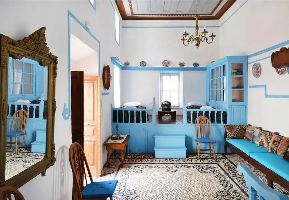 CasaLindos Traditional Houses & studios