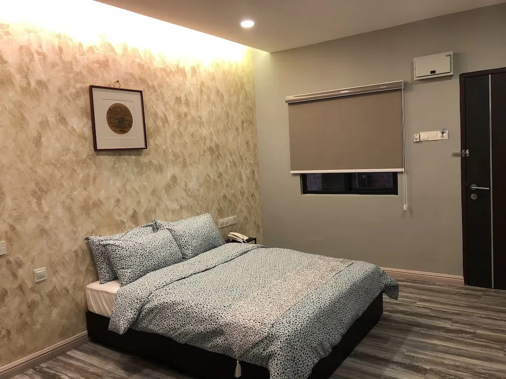 Oriental 12 Residence