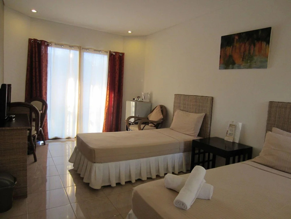 Boracay White Coral Hotel