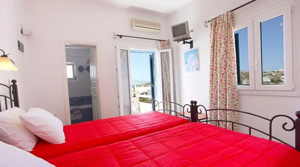 Anixi Hotel
