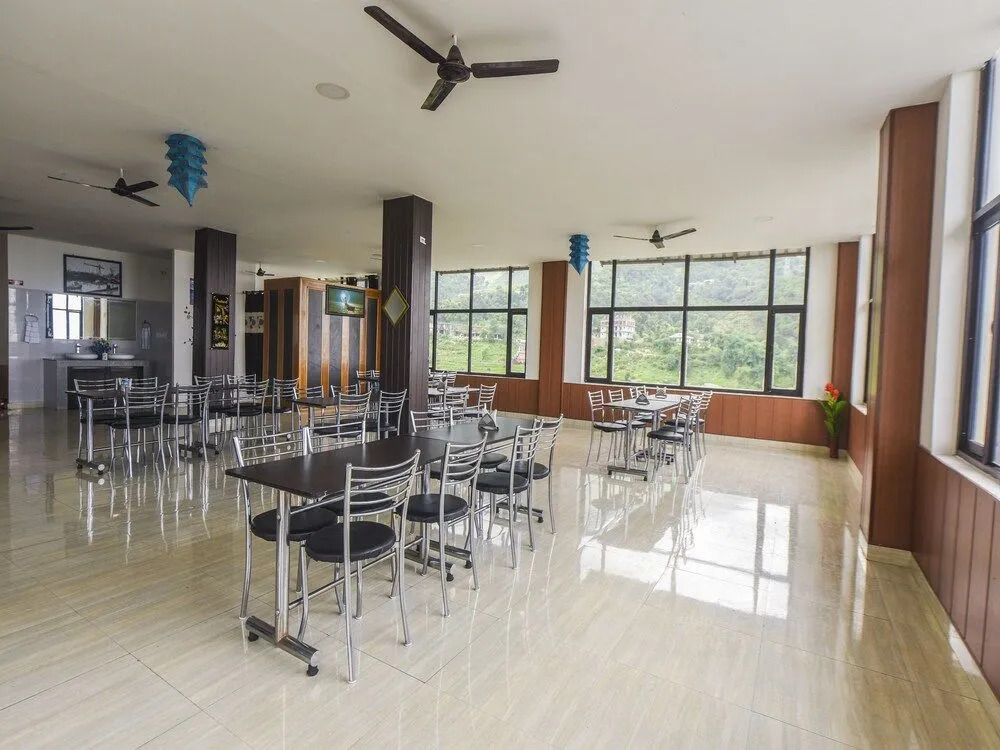 OYO 8059 Devdar Resort