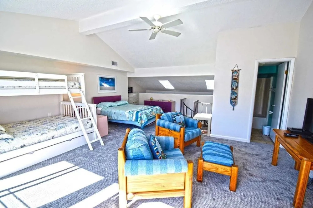 Surfside 60 Unit 303 - 3 Br Condo