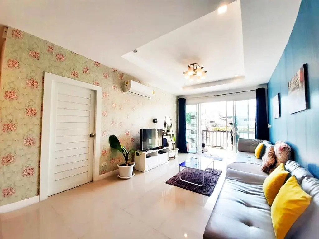 บ้านคริสติน่า พูลวิลล่า หัวหิน 3 ห้องนอน รองรับผู้เข้าพัก 8-15 คน
