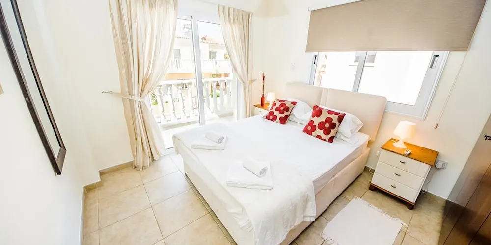 Rent Private Villa 040
