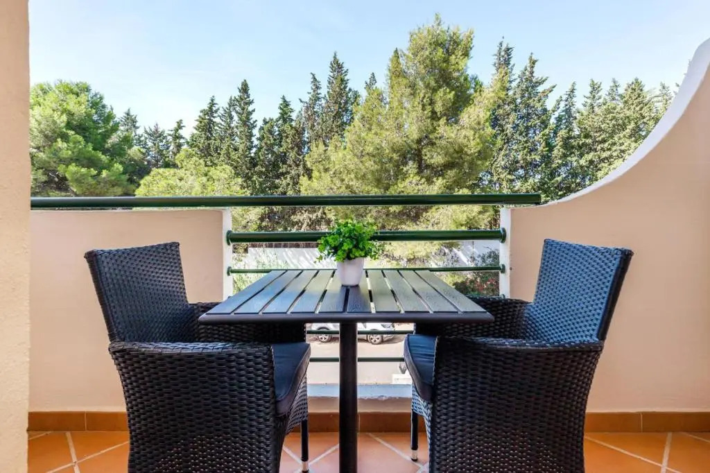 SAM2- 2 bedroom apartment close to Puerto Banus