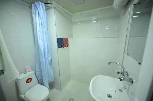 Hostel-17