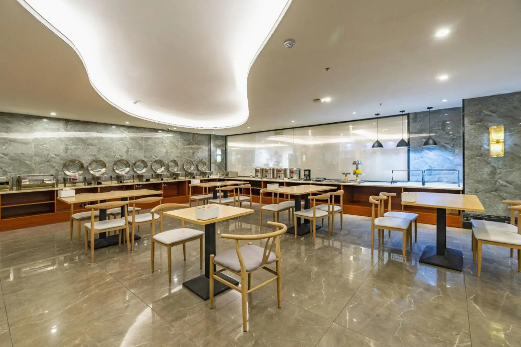 Vienna International Hotel (Wuhe Guomao)