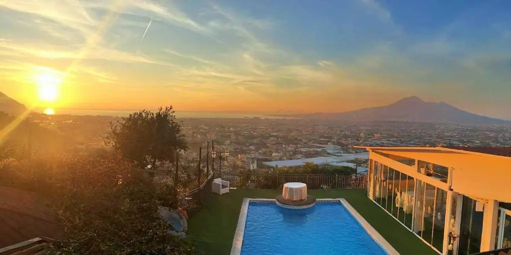 Villa Palmentiello - Vista Golfo di Napoli & Vesuvio