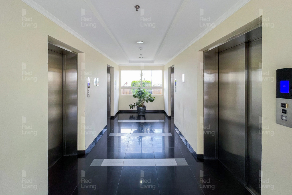 RedLiving Apartemen Margonda Residence 5 - Ens Room