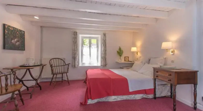 Champagne B&B