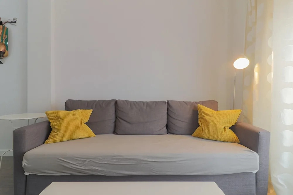 Cosy 1 Bedroom Calle Victoria