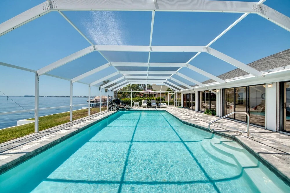 Grand Riverfront - Roelens Vacations