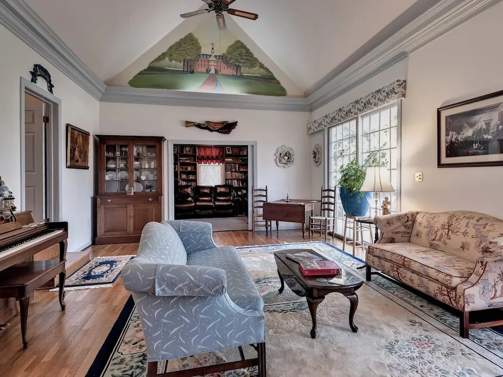 Aldrich House Bed & Breakfast