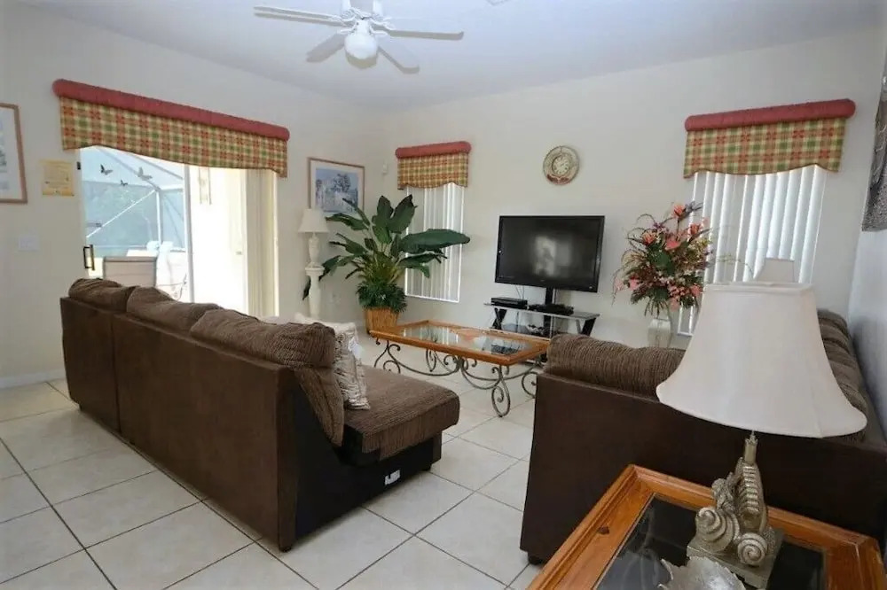 86340 4-Bed Disney Area Pool Home, Kissimmee