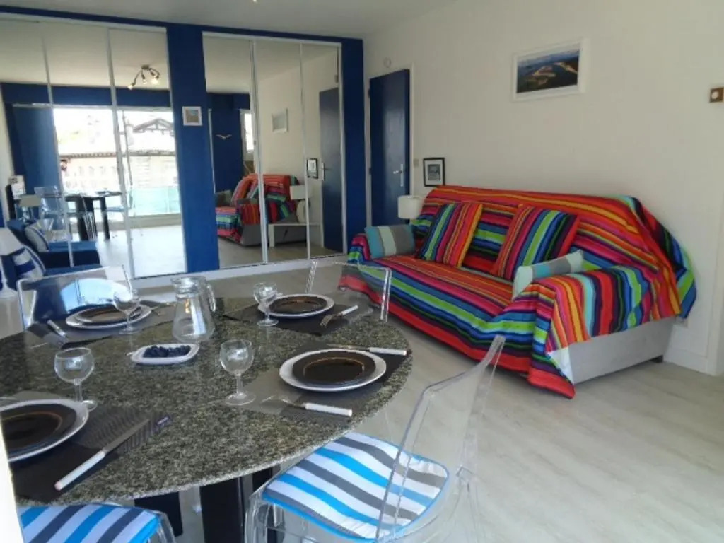 Appartement Arcachon, 1 pièce, 2 personnes - FR-1-374-28